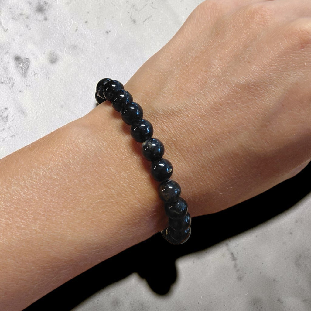 Nuummit Armband 6 mm, aus Grönland Urgestein vom Polarkreis