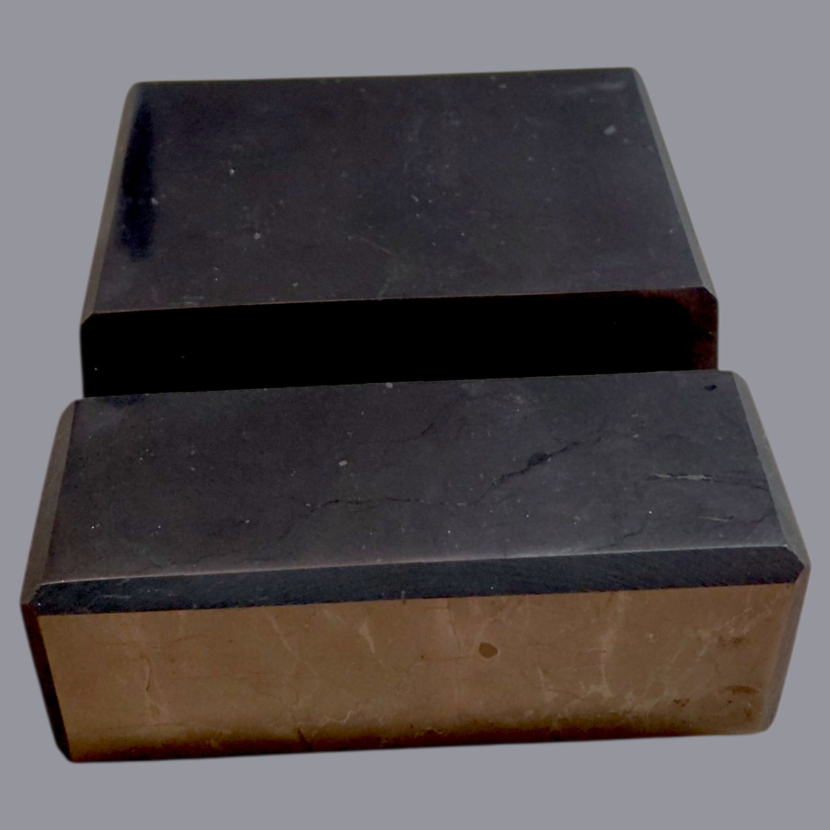 Shungit Handyhalter - Neutralisierung elektromagnetischer Strahlung