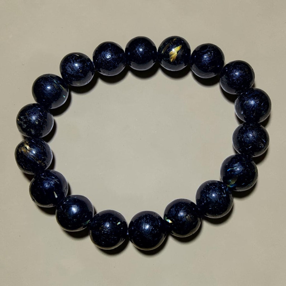 Nuummit Armband 10mm, aus Grönland Urgestein vom Polarkreis