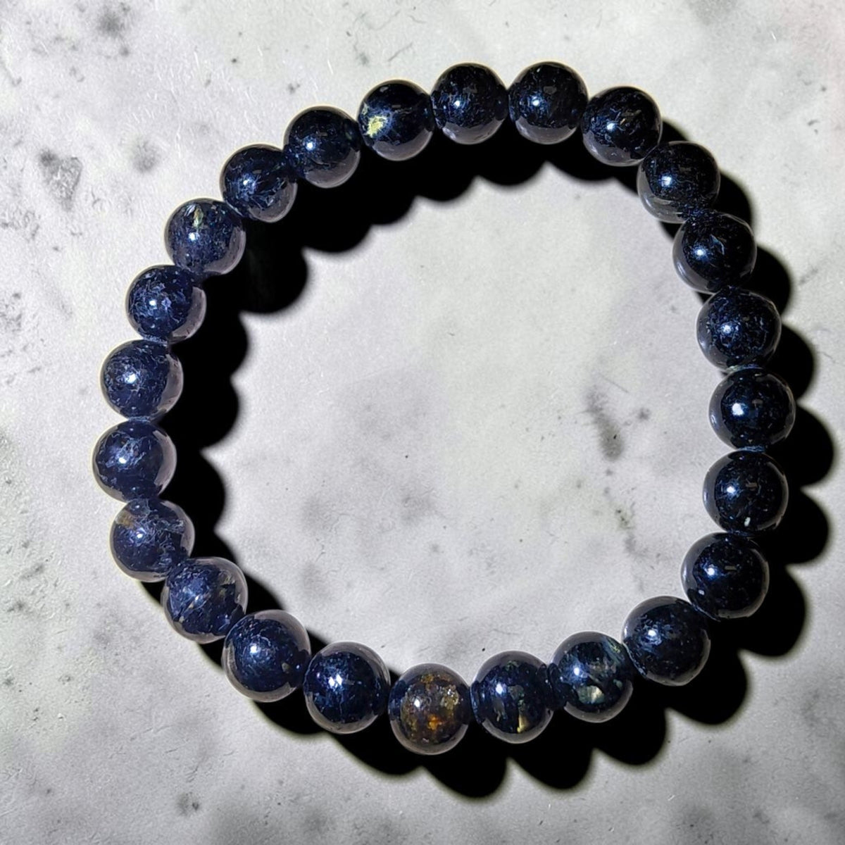 Nuummit Armband 6 mm, aus Grönland Urgestein vom Polarkreis